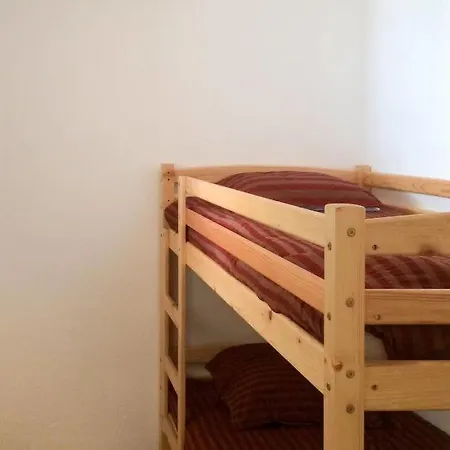 Saint-peire-sur-mer Sleeps 8 Pool Wifi