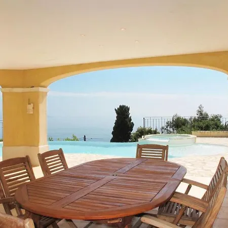 Casa de Férias Saint-peire-sur-mer Sleeps 8 Pool Wifi *