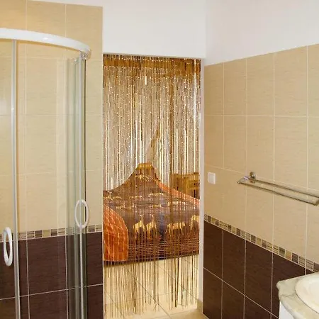 Saint-peire-sur-mer Sleeps 8 Pool Wifi Saint-Peïre-sur-Mer